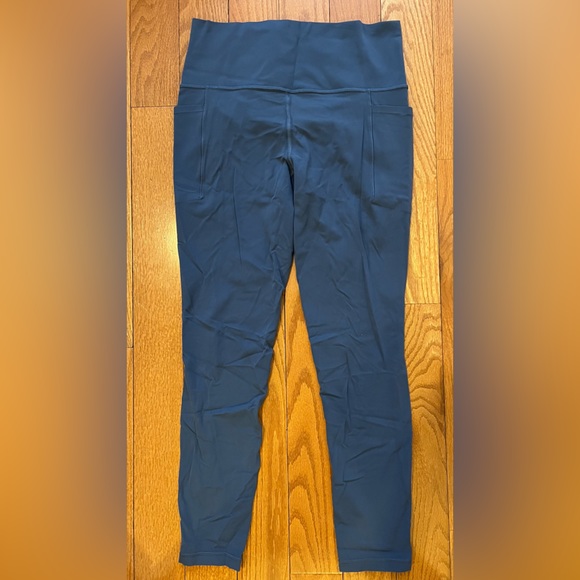 Athleta Salutation 7/8 Tight - Picture 4 of 5